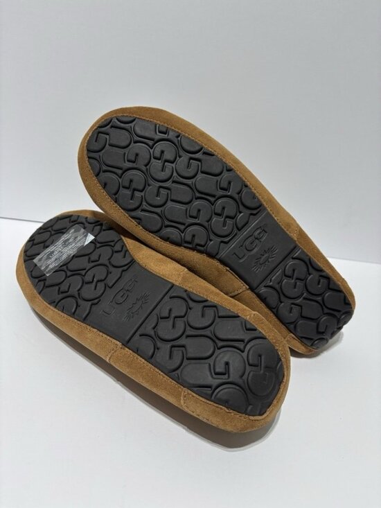 UGG Men’s Ascot Chestnut Suede Slippers, Size 12 M main image 5